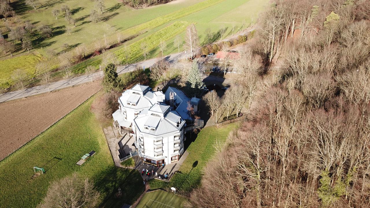 Hellmut-Wassmer-Jugendherberge Loerrach Exteriör bild